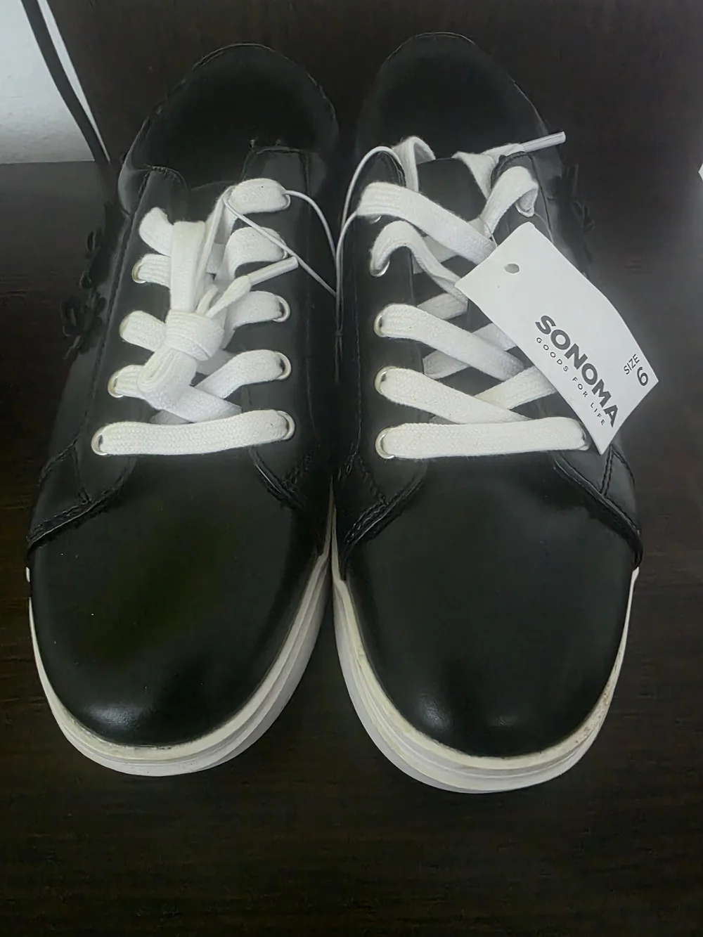 Women’s Black Floral Leather Lace-Up Sneakers